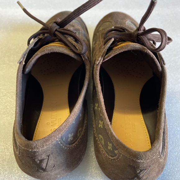 Louis Vuitton Brown Suede And Monogram Mini Canvas Low Top Sneaker - Size US 7.5 - Picture 4 of 6